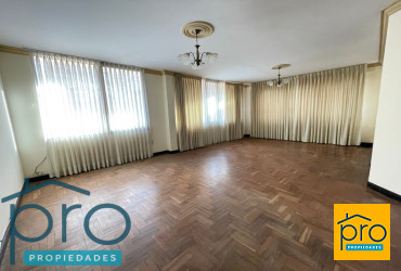 🏢 Departamento en Achumani
