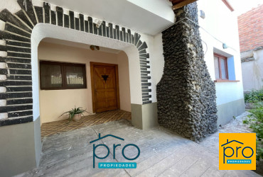 🏡 Casa en zona Central