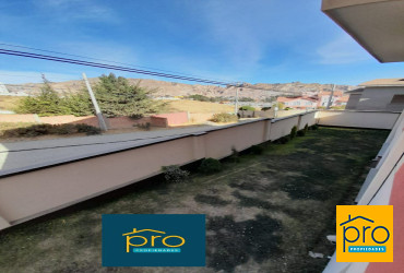 🏡 Casa de 4 dormitorios en Lomas de Achumani