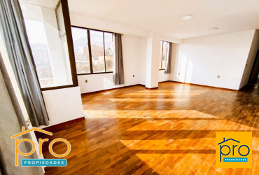 🏬 Departamento de 3 dormitorios en Achumani