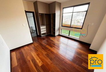 🏢 Departamento 2 dormitorios en Sopocachi